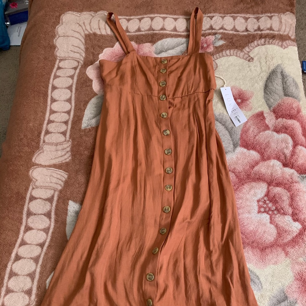 Button dress - Picture 2 of 2